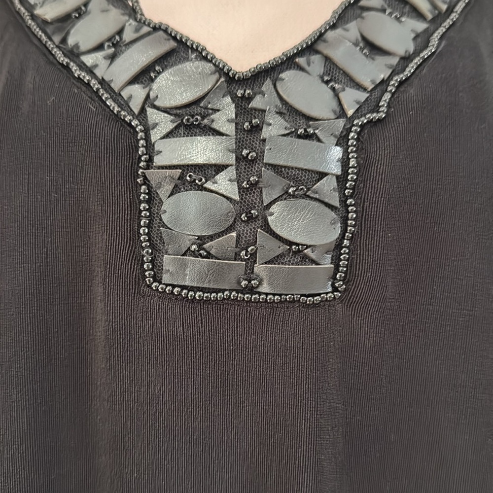 Chico’s NWT Travelers collection black beaded tunic in size 16 (3) - Picture 3 of 8